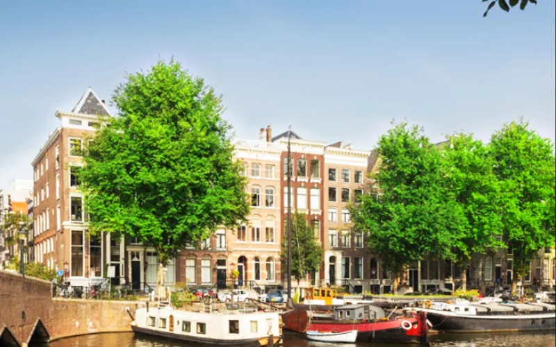 Canal houses at Binnenkant in the centre of Amsterdam, home of Het Coach Huis
